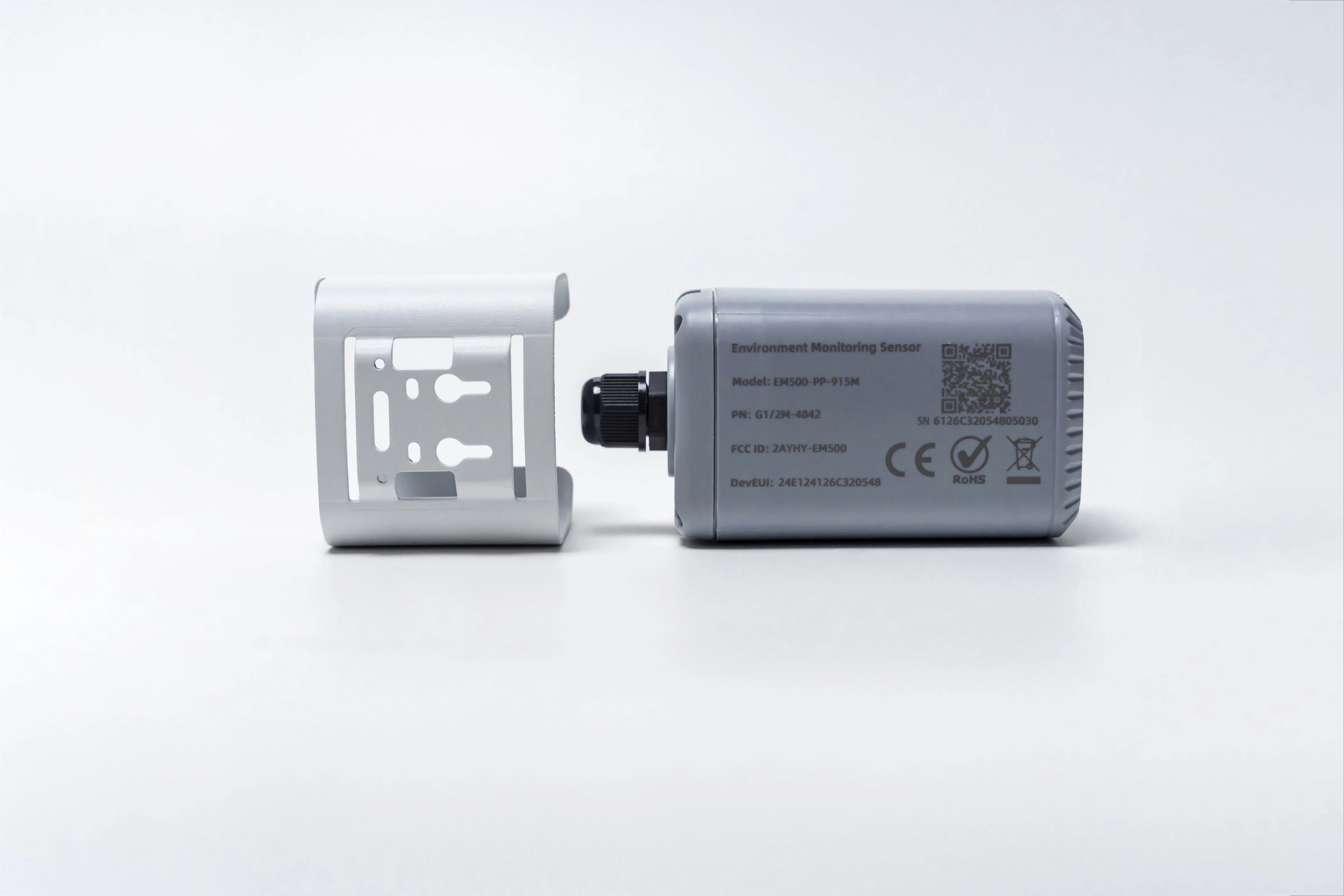 Milesight EM500-SWL PN:L010 LoRaWAN Submersible Water Level Sensor – Reliable & Accurate Water Level Monitoring (Measuring Range 10m) - EU868