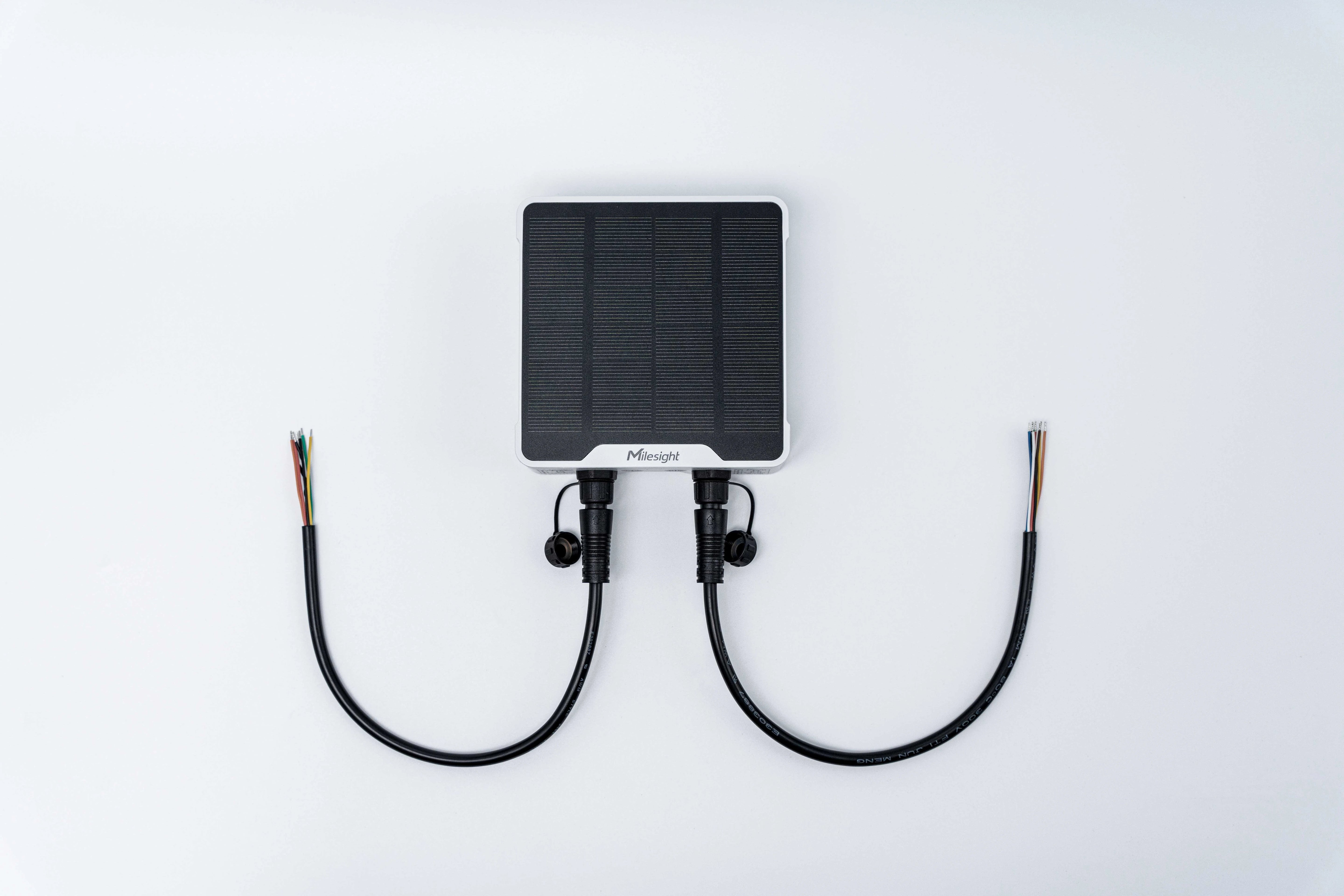 Milesight UC501 IoT LoRaWAN Controller – Compact & Wireless Control Without External Antenna (EU868)