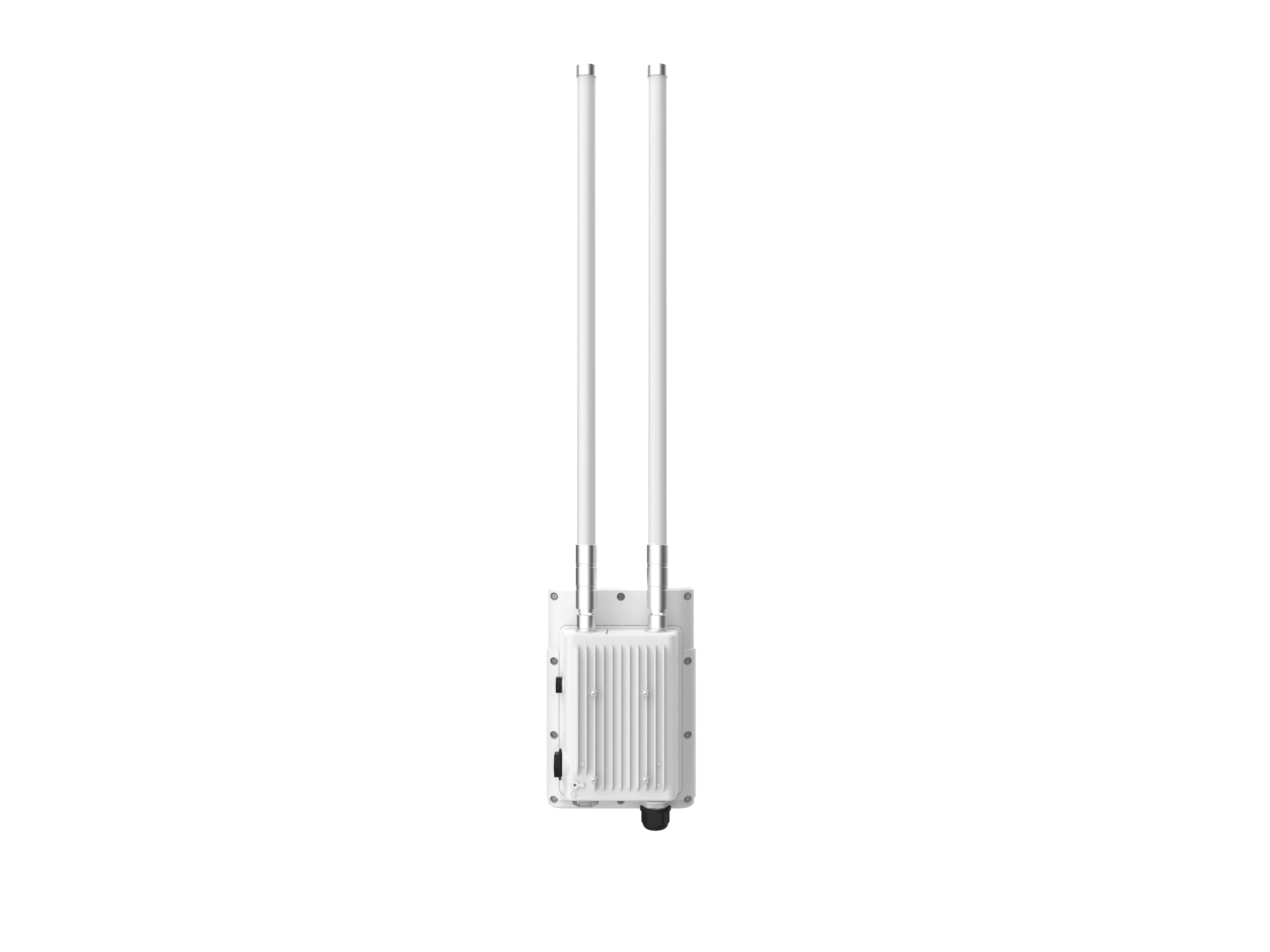 Milesight UG67 Outdoor LoRaWAN Gateway with 4G, Wi-Fi & Ethernet (EU868)